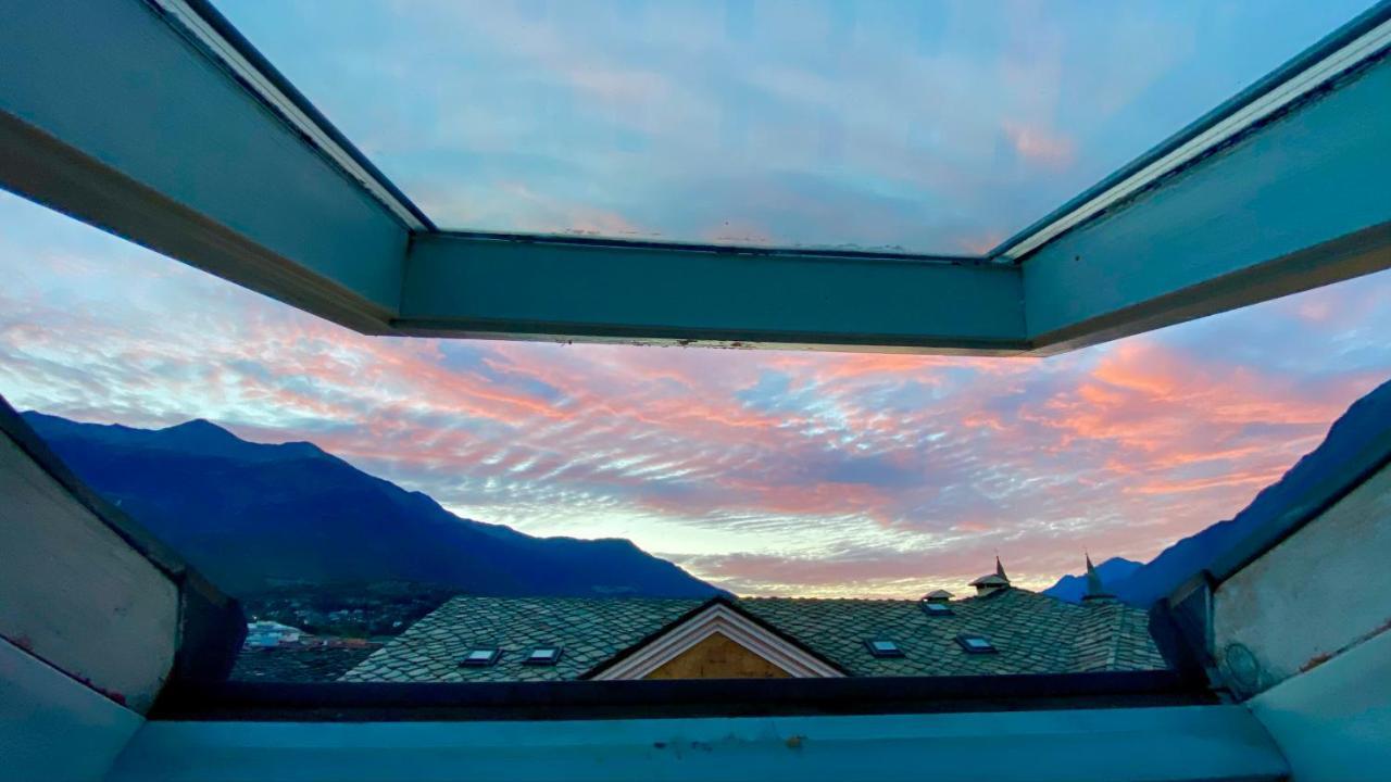 Mansarda Del Sole, Nel Cuore Di Аоста Екстер'єр фото